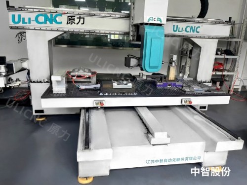 原力U2五軸加工碳纖維複（fù）合材料